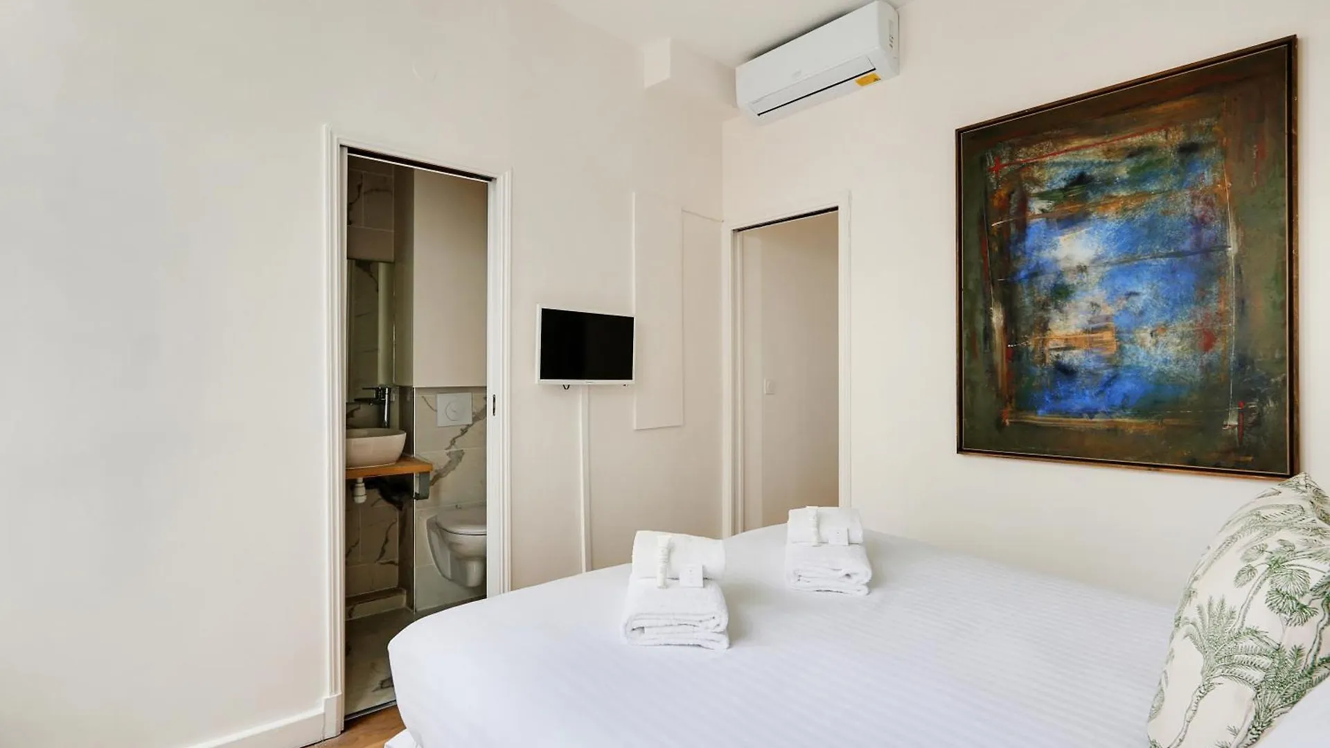 Pick A Flat's In Le Marais - Rue Vieille Du Temple * Paris