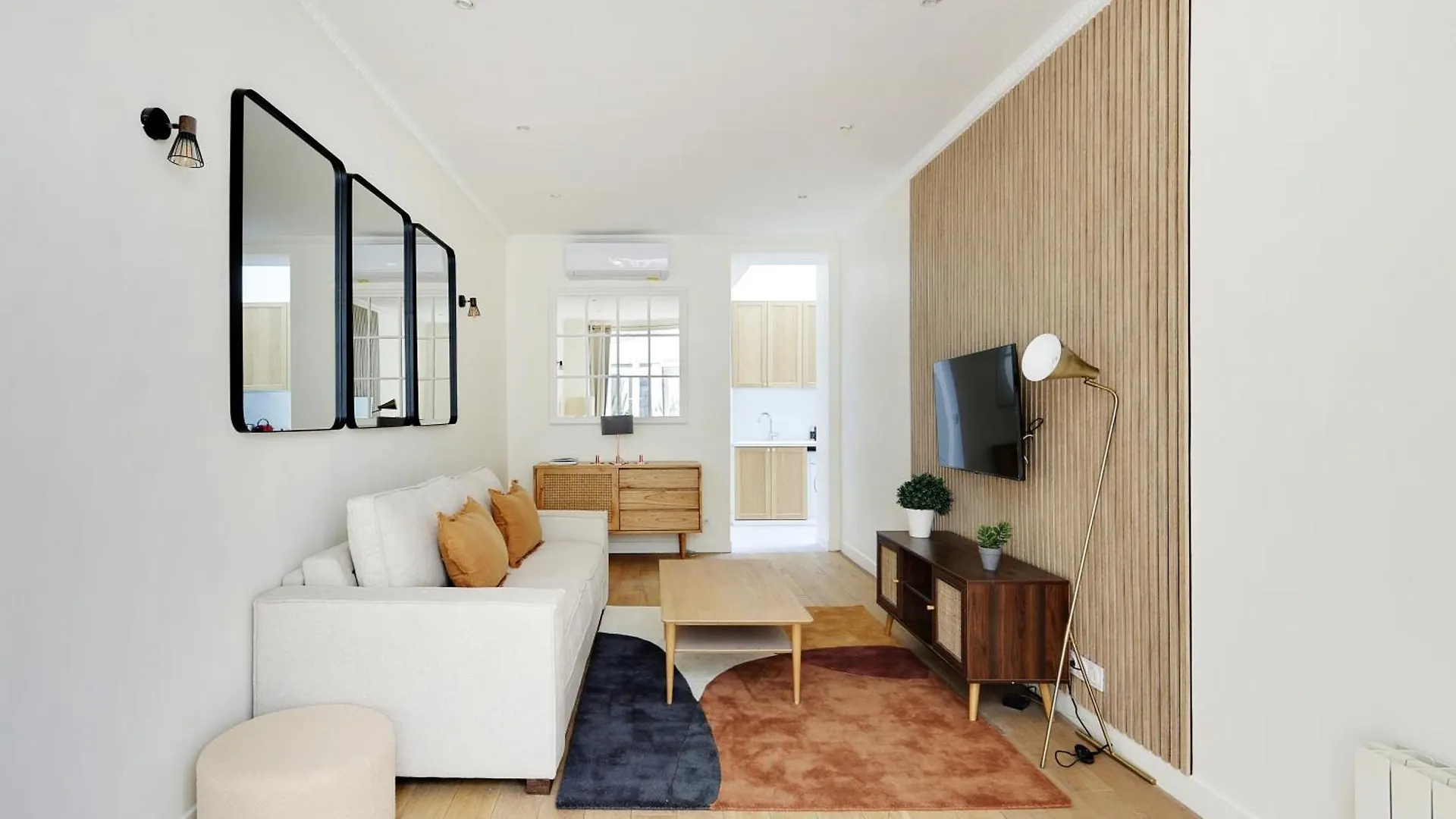 Pick A Flat's In Le Marais - Rue Vieille Du Temple Paris
